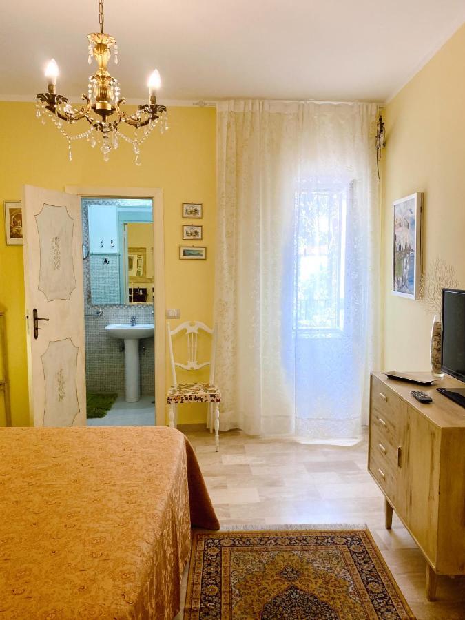 Al Vecchio Pioppo Bed & Breakfast Прая а Маре Екстериор снимка